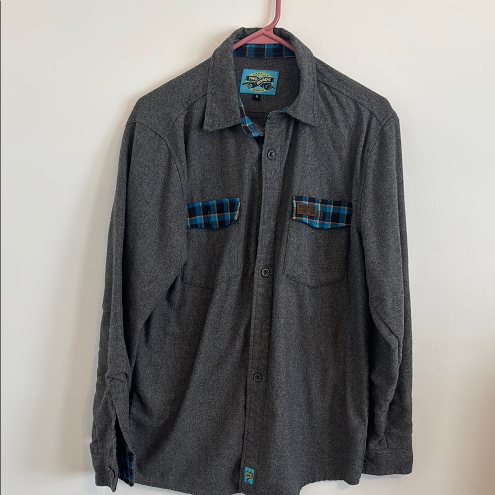 Two Roads Brewing Company Men's Gray Flannel Shirt with Blue Plaid Accents